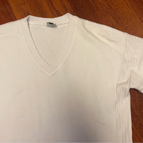 CAbi White Kayak Pullover V-Neck Sweater - Picture 6 of 6